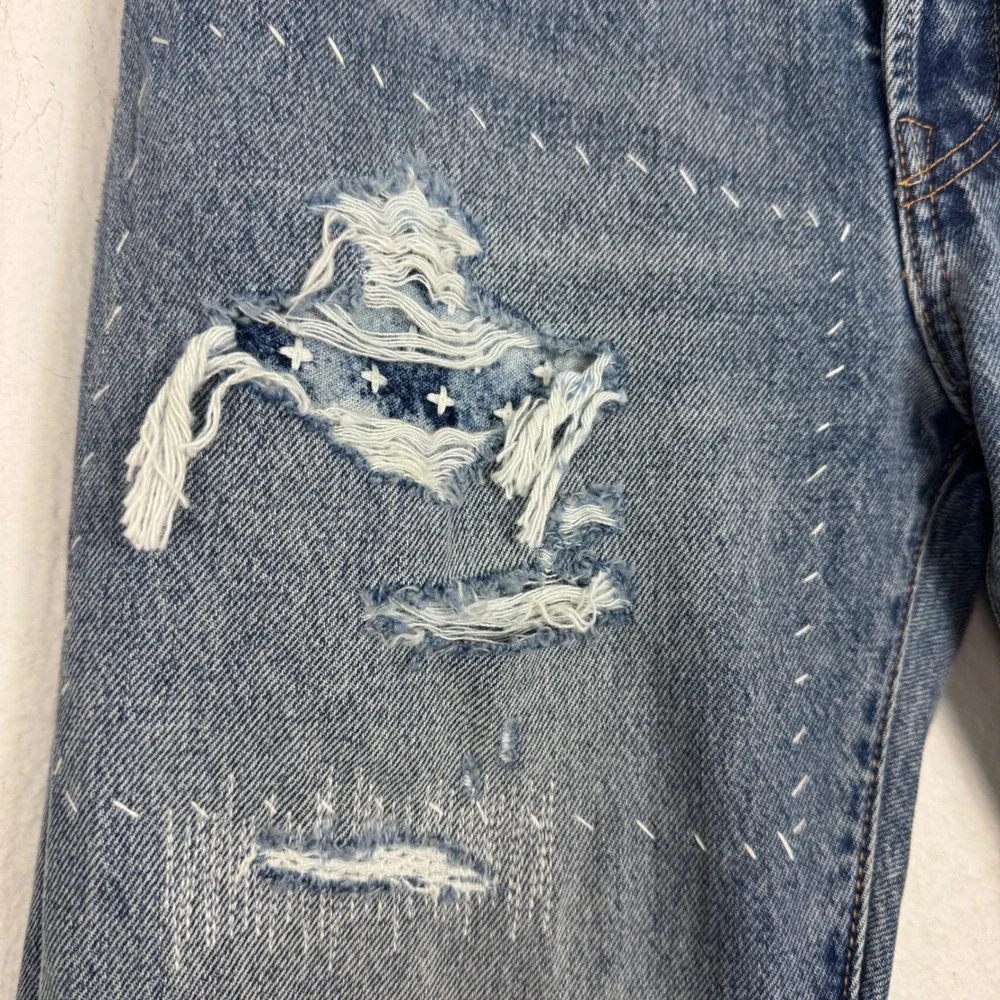 NWT! Levis Premium 501 Original Selvedge Distressed Sashiko Jeans 29x32‎